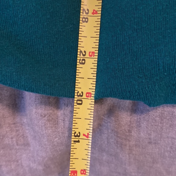 Sweater - Picture 7 of 7